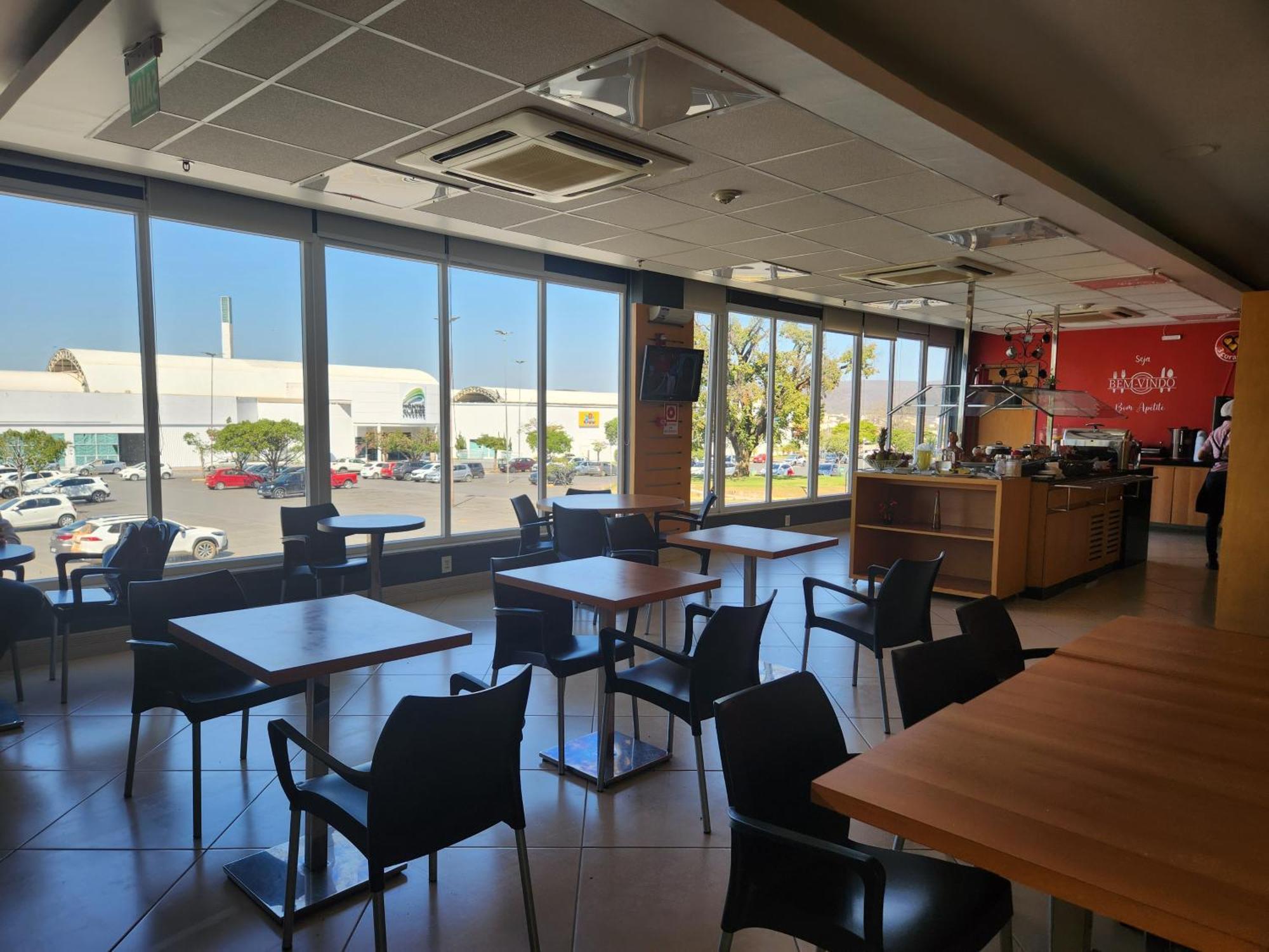Hotel Ibis Montes Claros Shopping Exterior foto